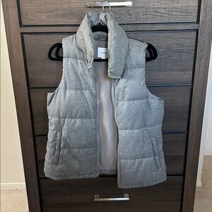 Old Navy Charcoal Puffer Vest